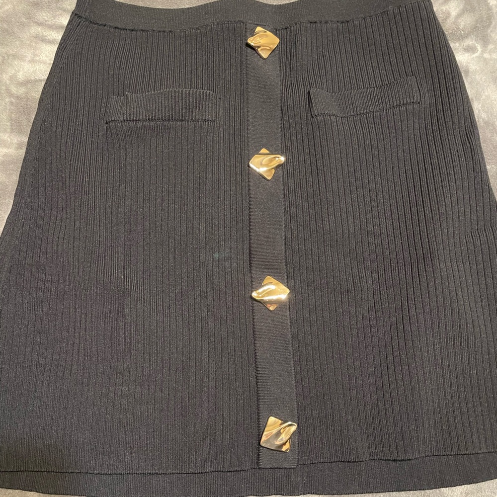self portrait black ribbed embellishef button up skirt large